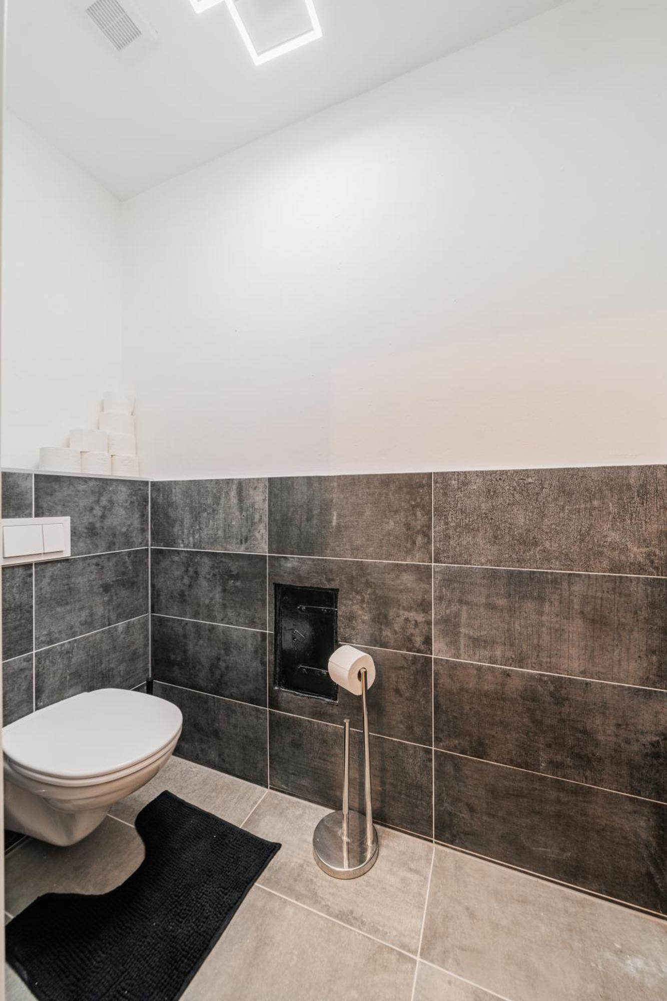 3 Bedrooms - 74Sqm - 10 Min. Inner City Вена Экстерьер фото